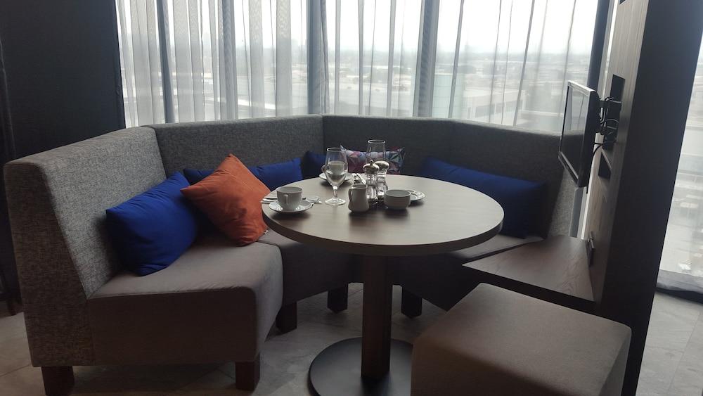 Courtyard By Marriott Mexico City Toreo Extérieur photo